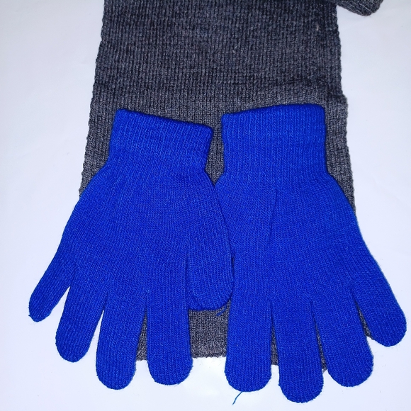 Boys Knit Hat, Scarf And Gloves Set With Patches- Blue/Charcoal One Size, New - Picture 2 of 5